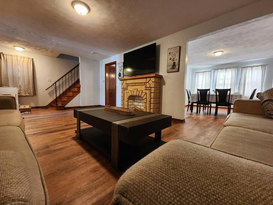 Urban Oasis At Falls 3 Beds Slips 6 Niagara Falls Exterior foto